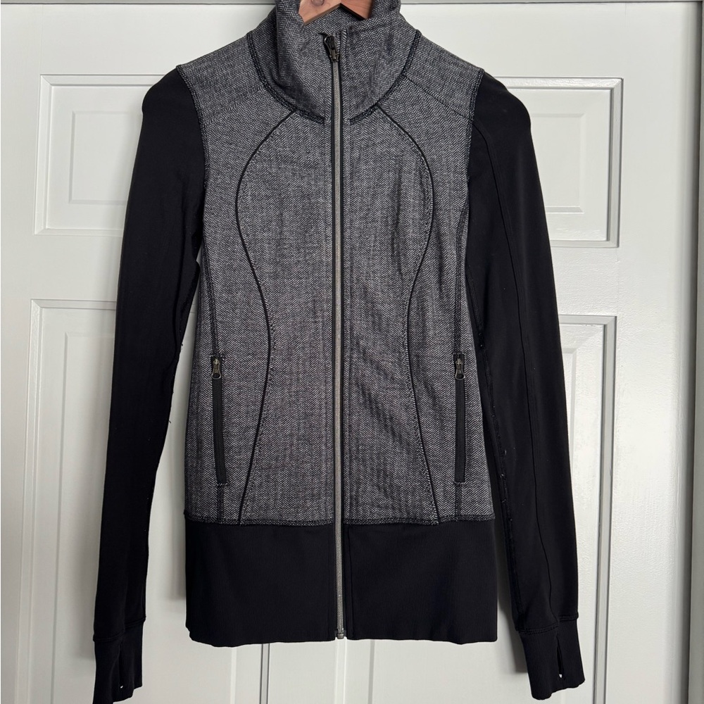 Lululemon Herringbone print Full zip Scuba Jacket